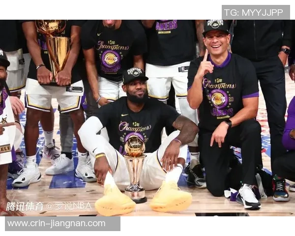 湖人队勒布朗·詹姆斯在等待回归前收到科林·考赫德令人毛骨悚然的正告